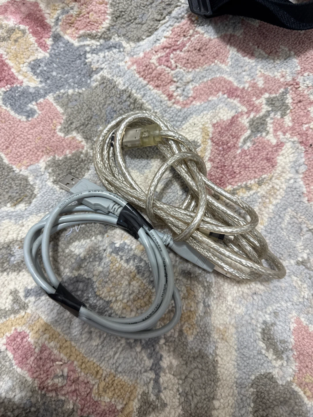 2 USB Cables