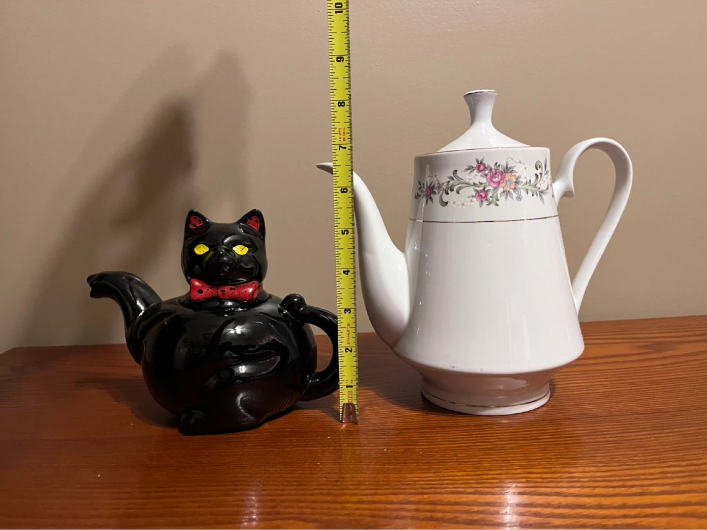 VINTAGE TEAPOTS - photo 2