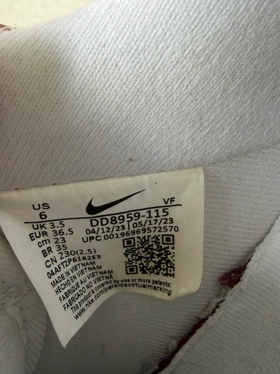Nike Air Force 1 Sneakers - White/Red - Size 6 - photo 5