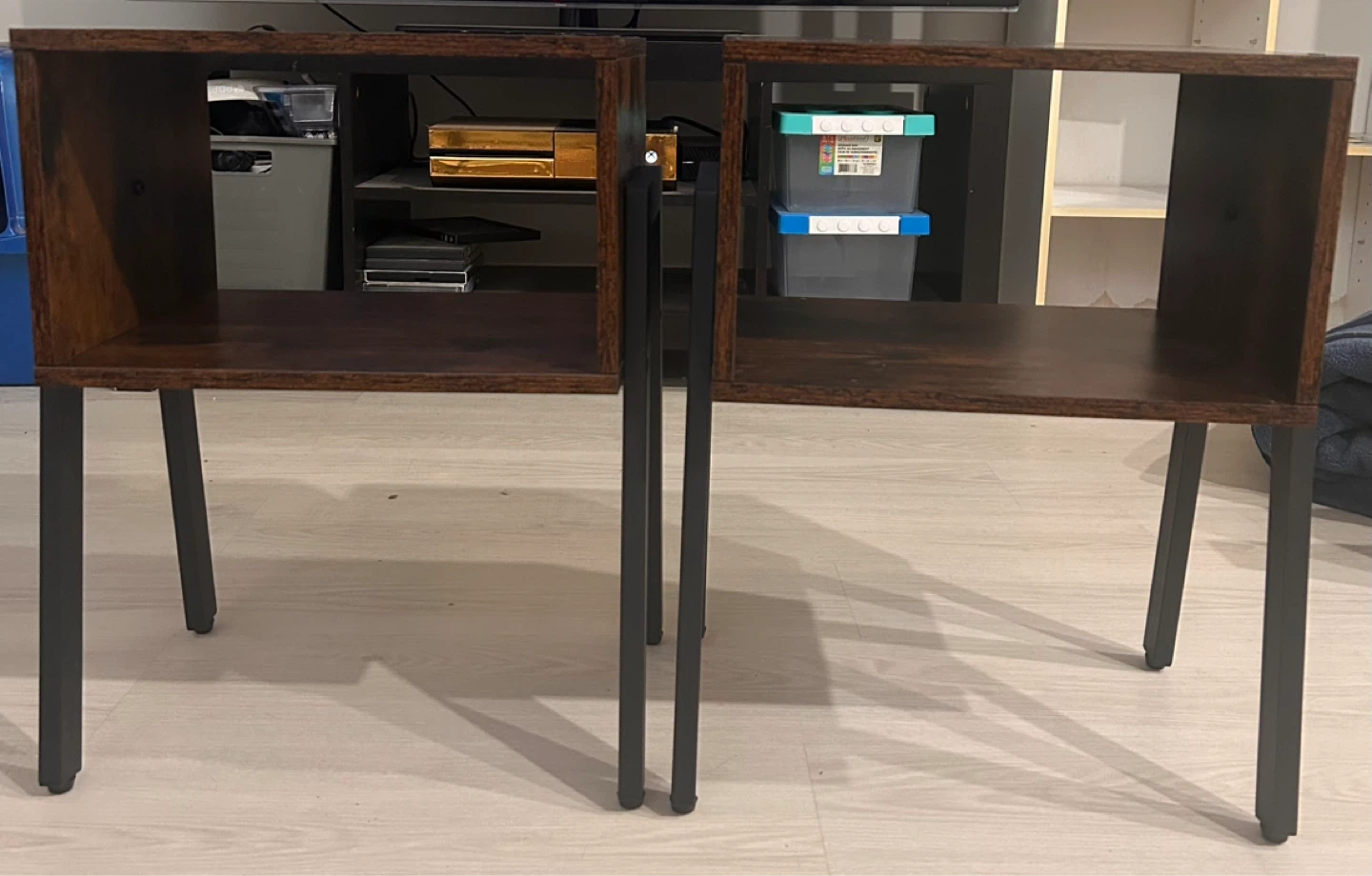 2 Wooden nightstands with Metal Legs