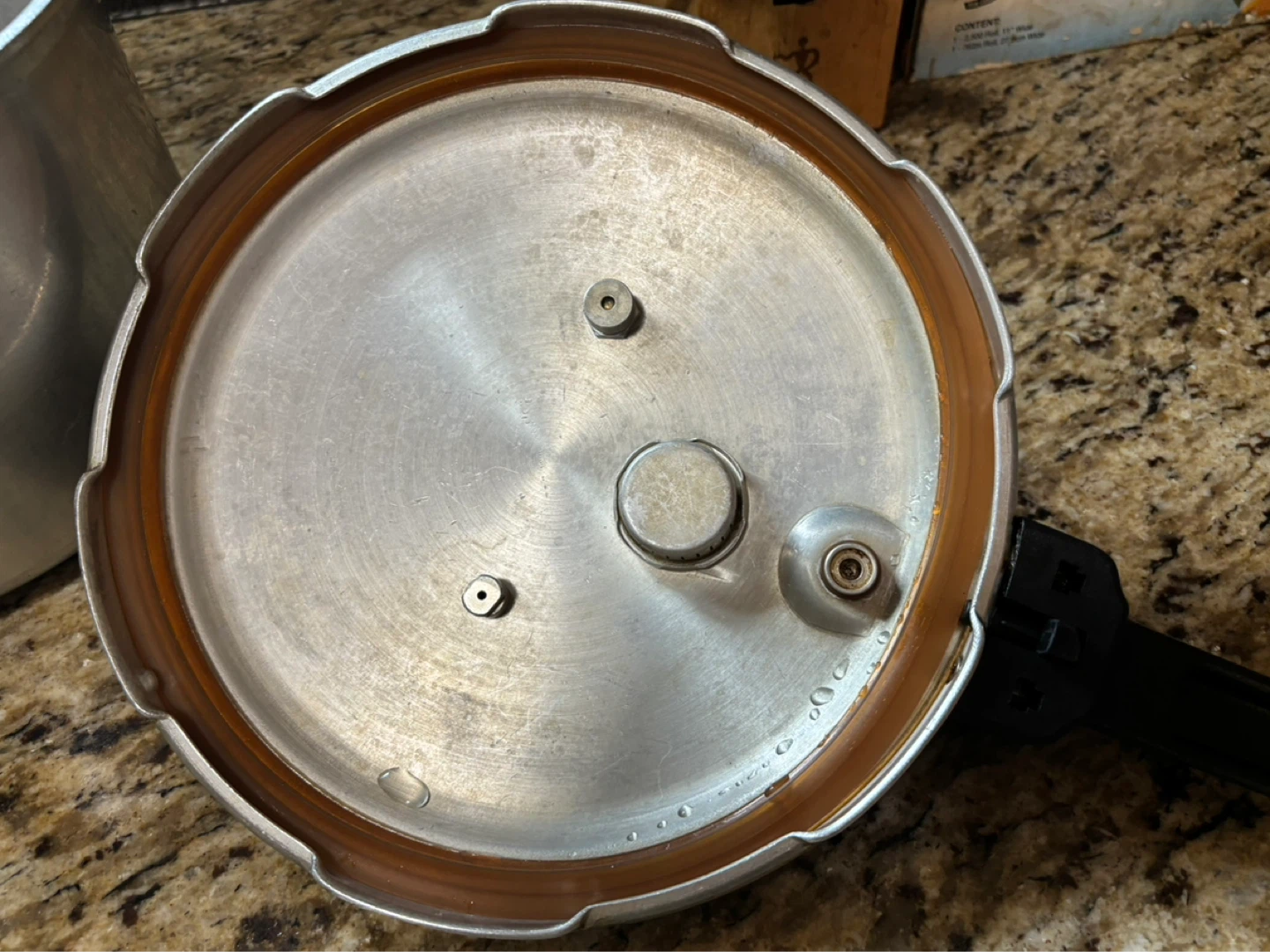 Fresco Pressure Cooker FPC-550 - photo 3