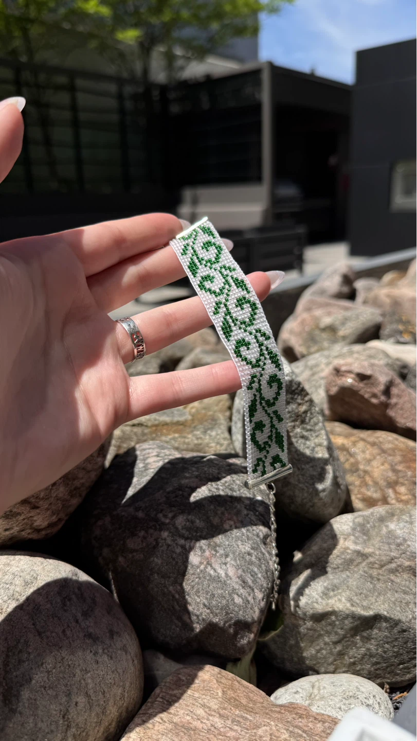 Handmade Beaded Bracelet White Green Floral