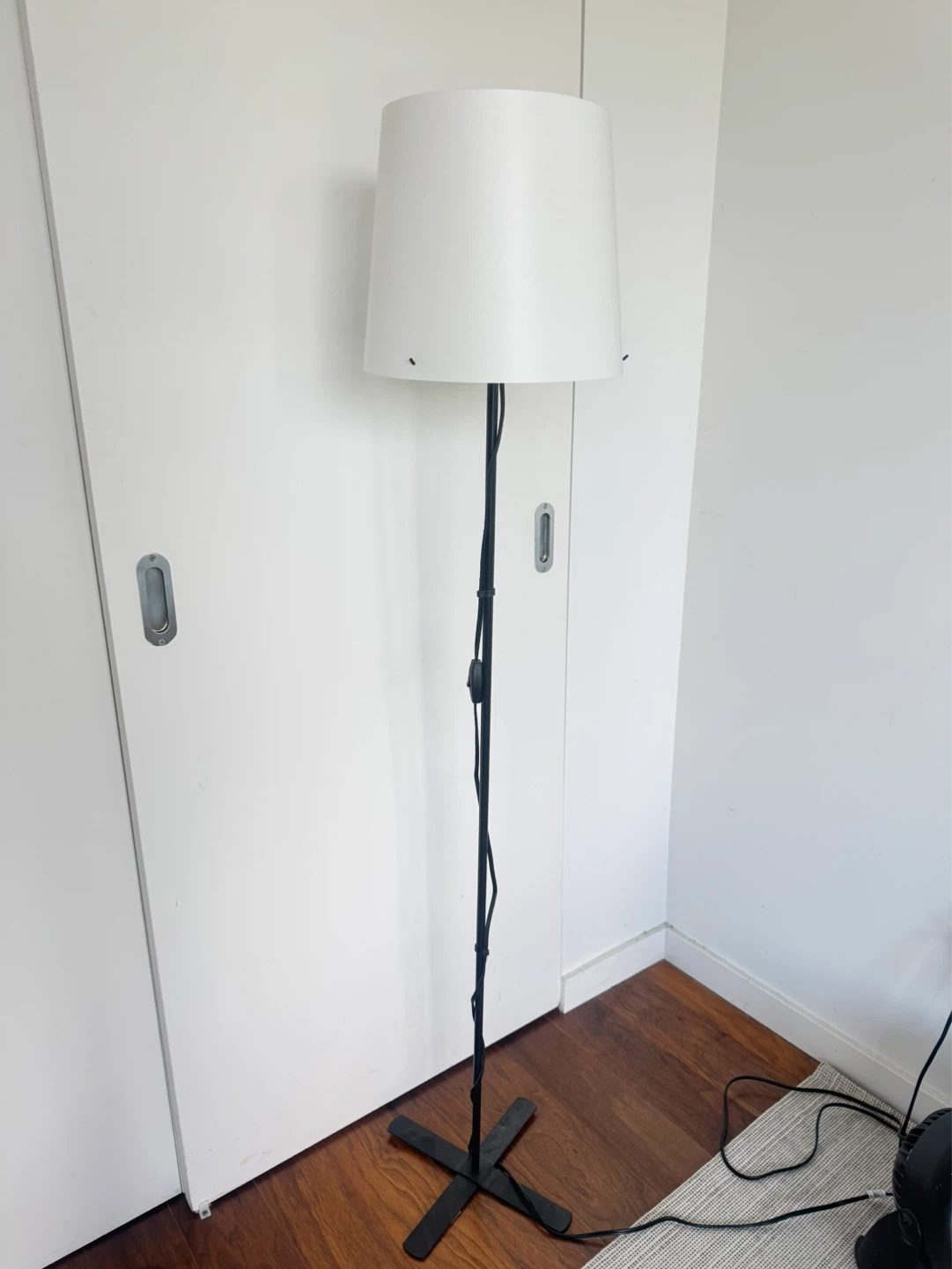 Black Floor Lamp - photo 2