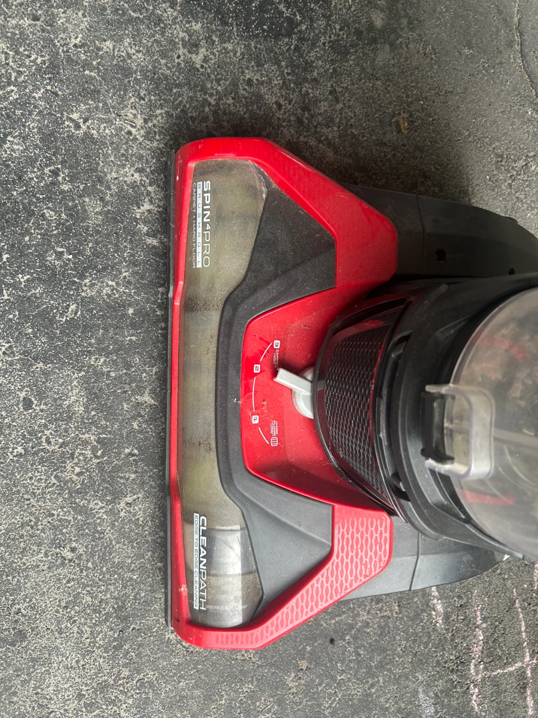 Dirt Devil Vacuum Cleaner - photo 2