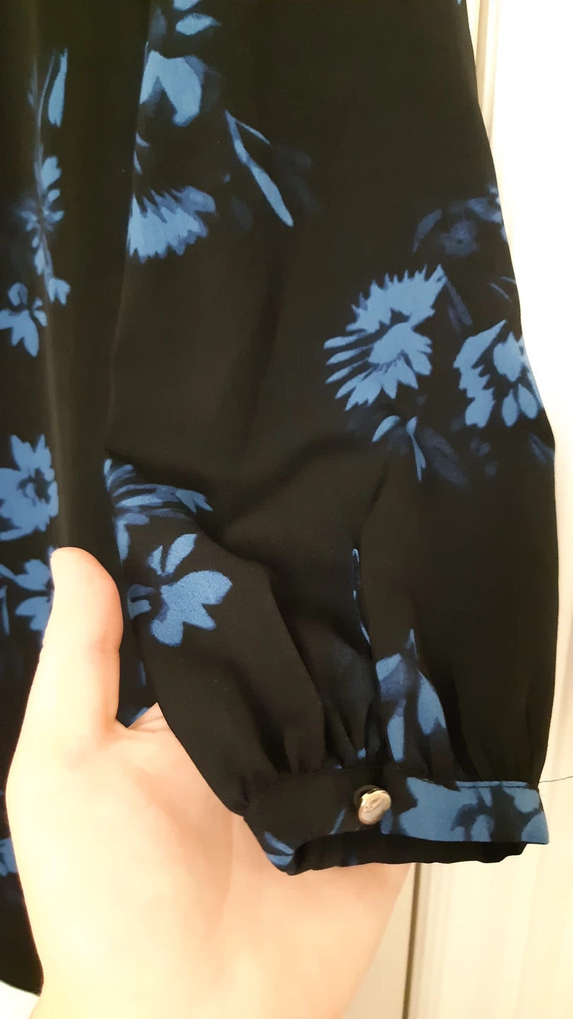 Womens Longsleeve Lined Floral Top - Size 6 - photo 4