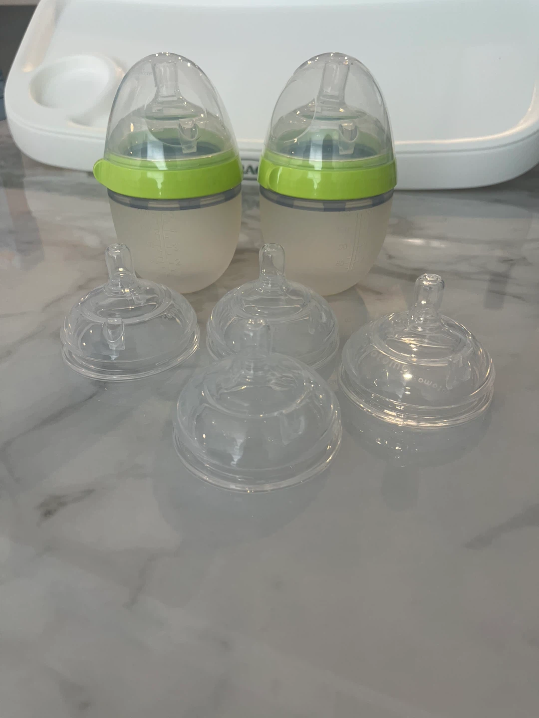 Comotomo Baby Bottles and Nipples