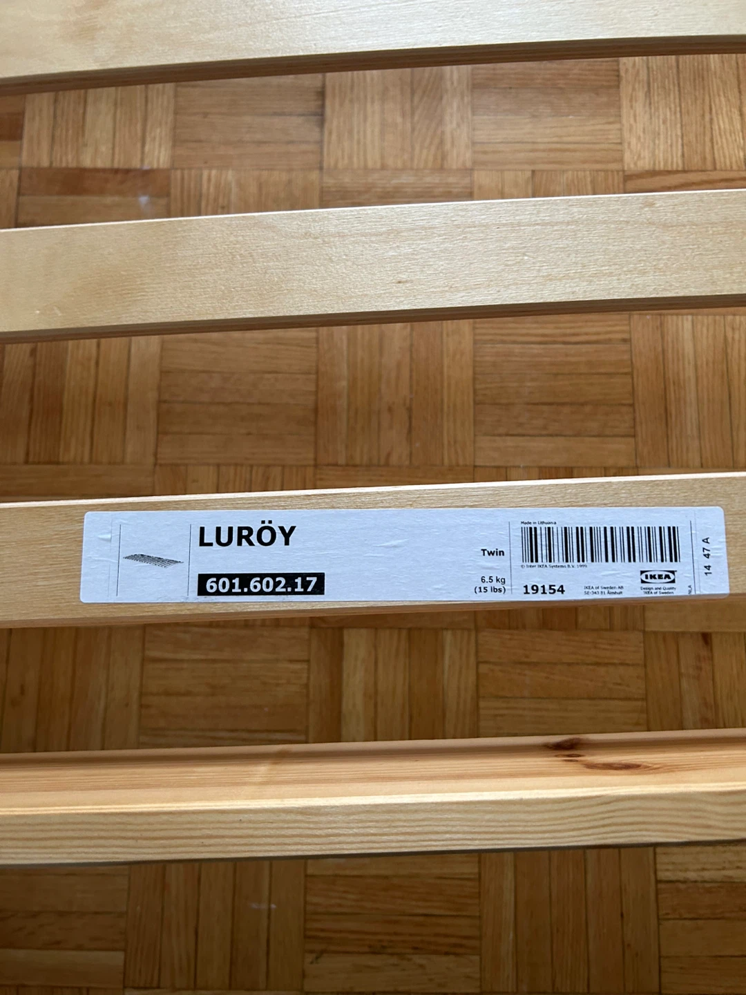 Ikea twin bed - photo 2