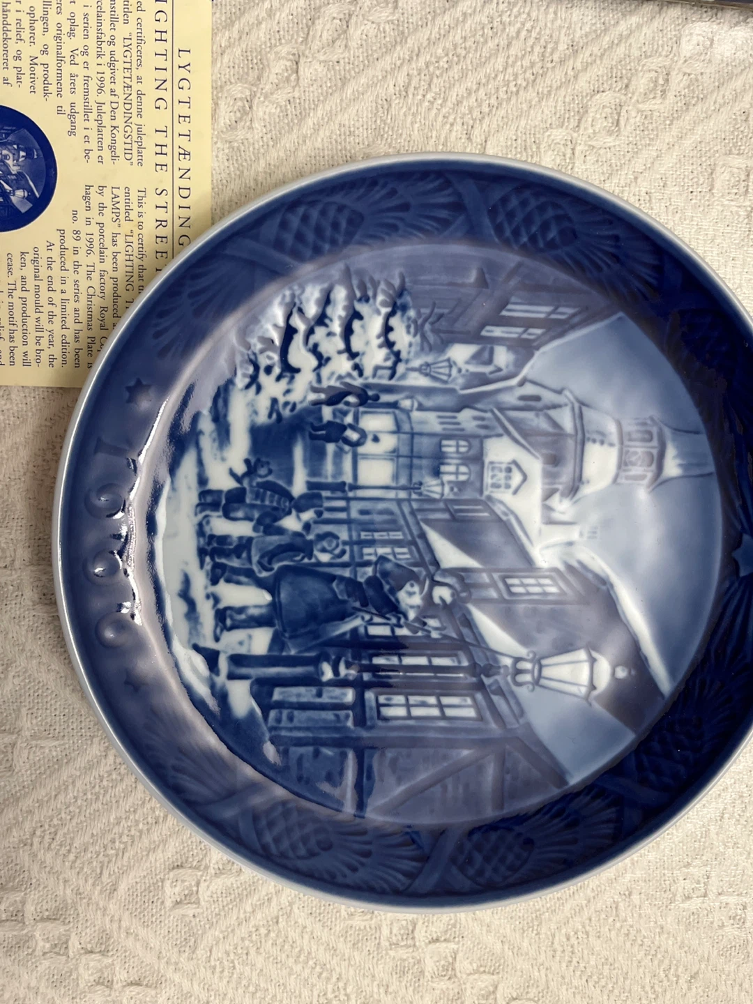 Royal Copenhagen Christmas Plate 1996