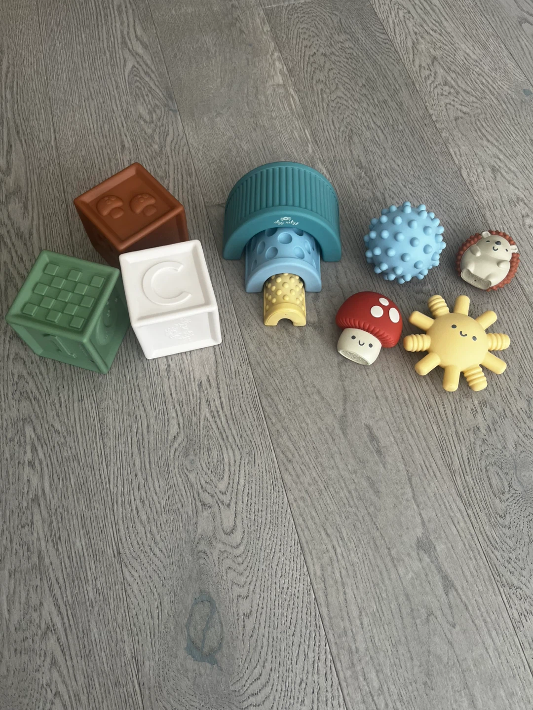 Itzy Ritzy Sensory Blocks Playset