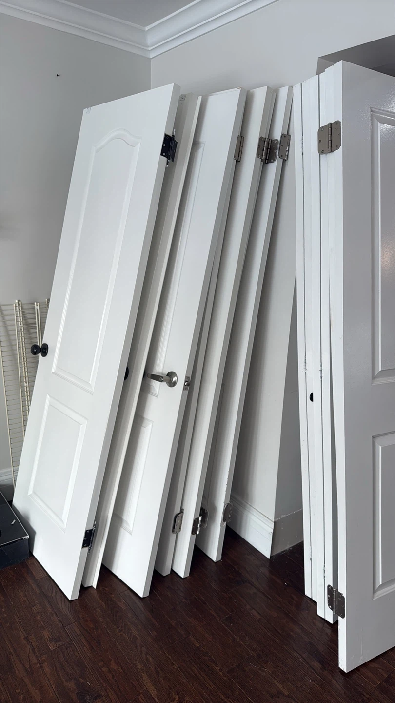 White Interior Doors - 2 Styles - photo 4