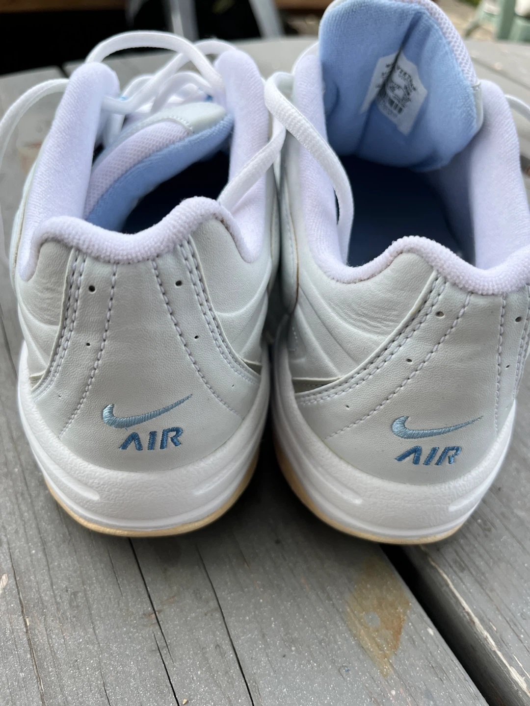 Nike Air Women's White Running Shoes Size 7.5 - photo 2