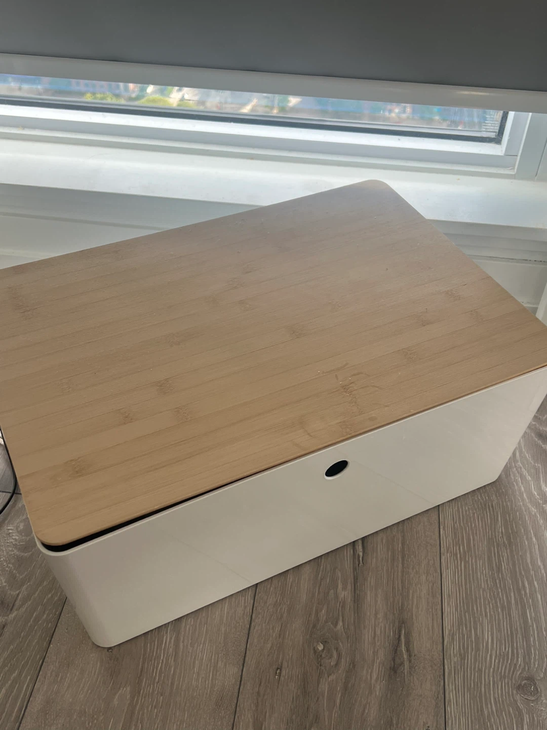 White storage Box with Bamboo Lid