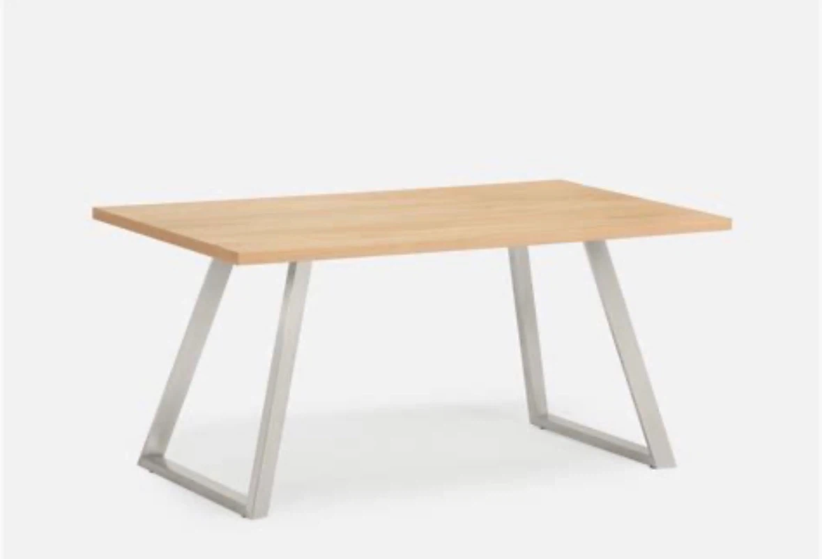 Structube Dining Table