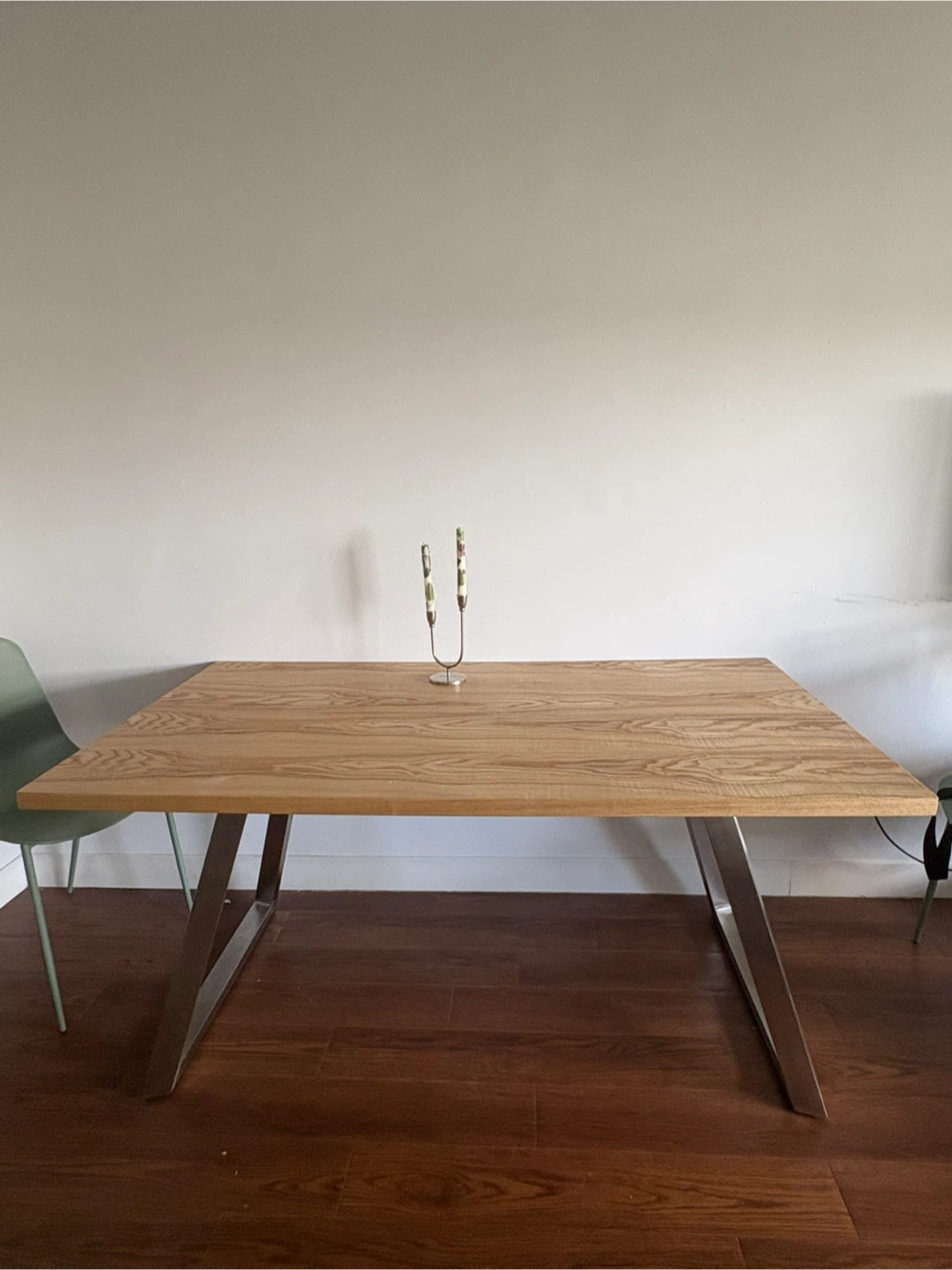 Structube Dining Table - photo 4