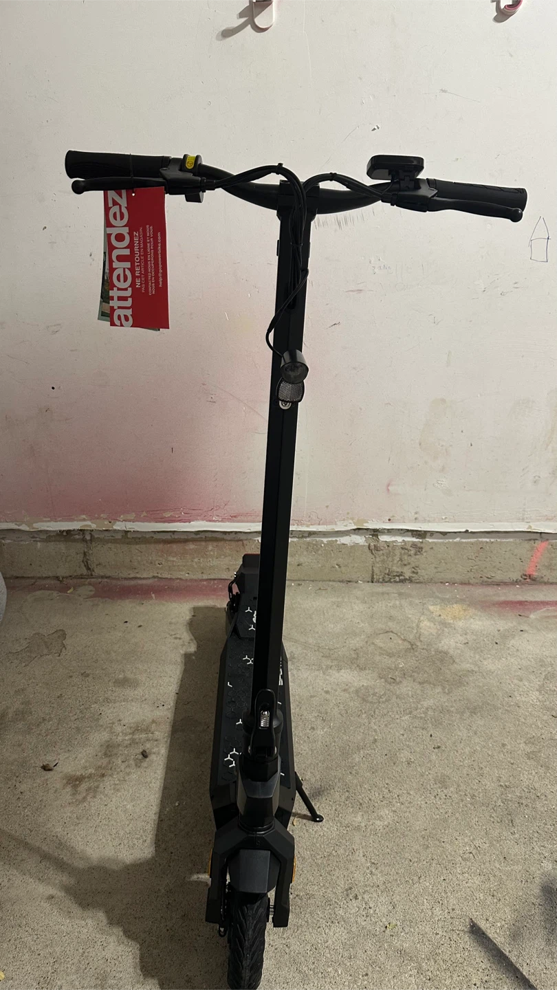 Brand new Go One Electric Scooter - photo 3