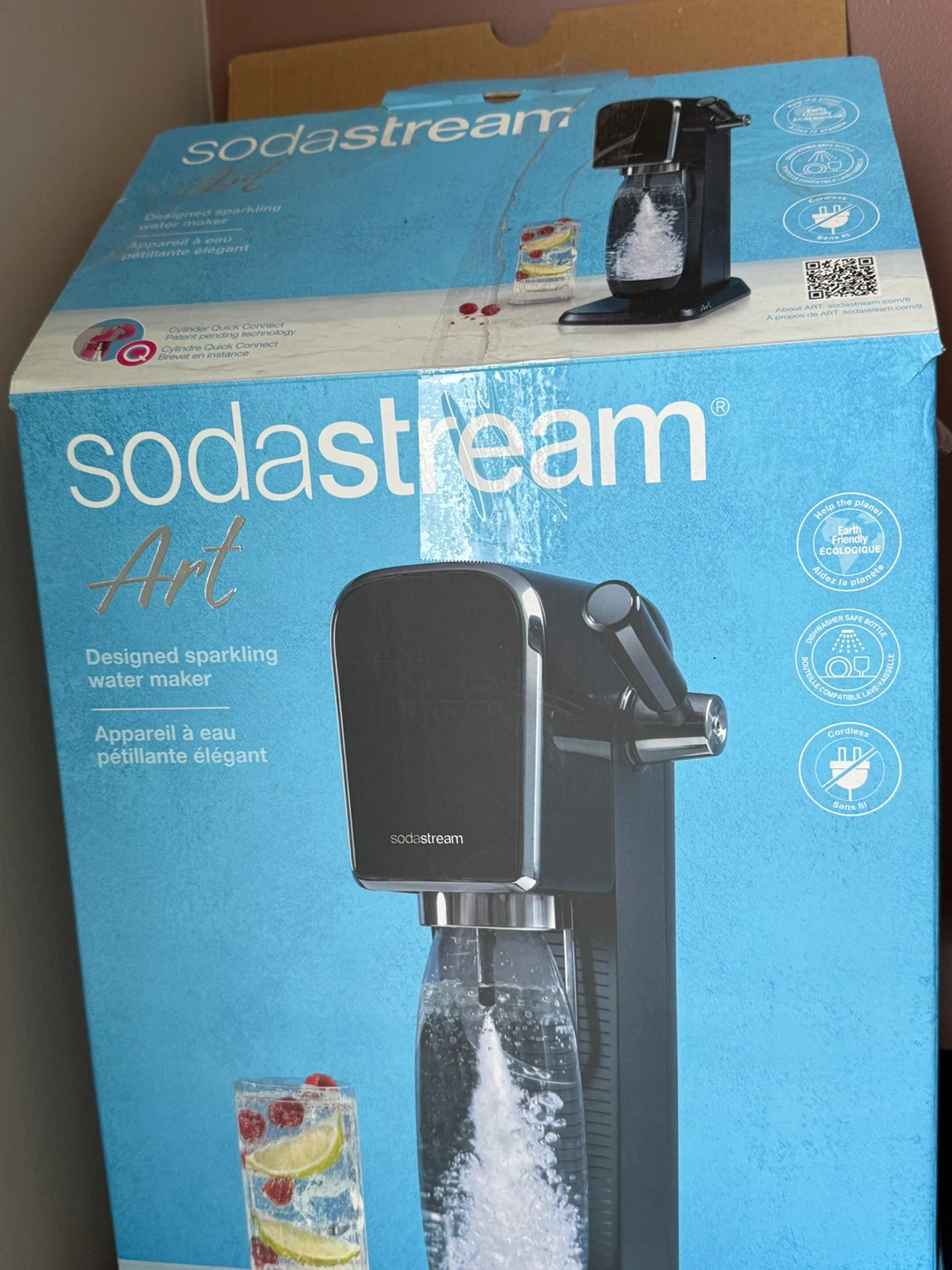 SodaStream Art + Two CO₂ Cylinders + Bottle – Like New - photo 2