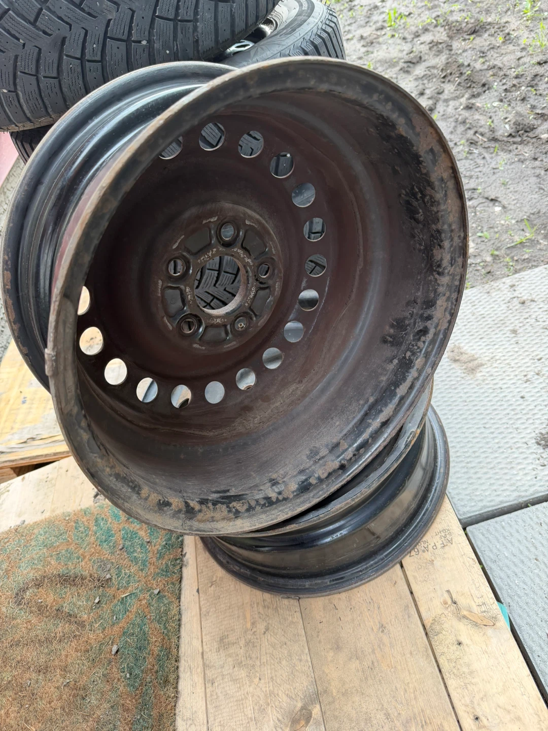 Set of 4 black steel rims - photo 4