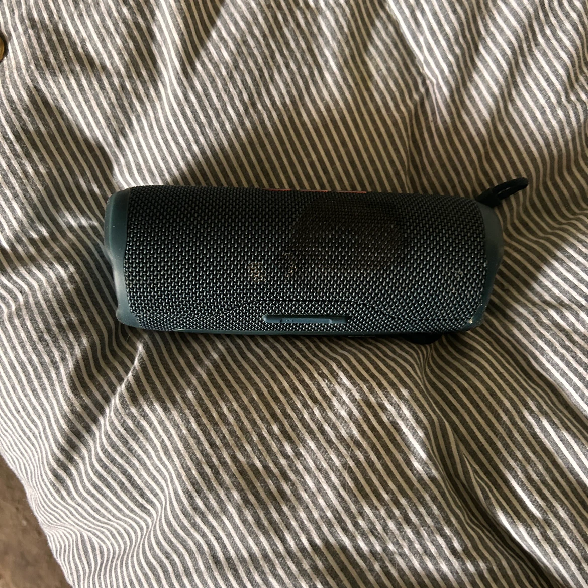JBL Flip 6 Portable Waterproof Bluetooth Speaker - photo 2