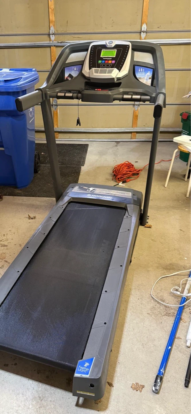 CONTENT SALE - Horizon Fitness CT5.4 treadmill - photo 4