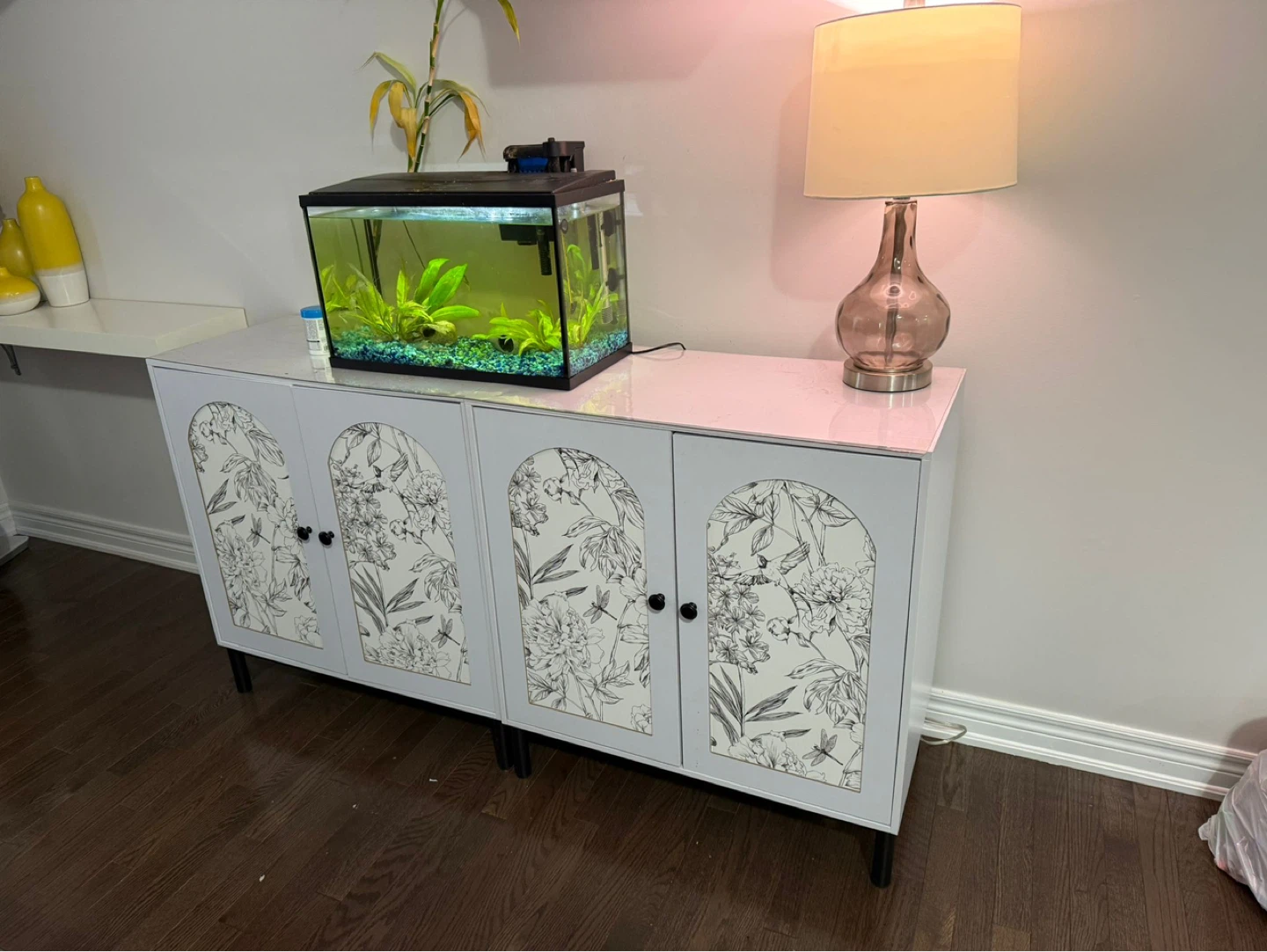 Content sale - cabinets/ shelves