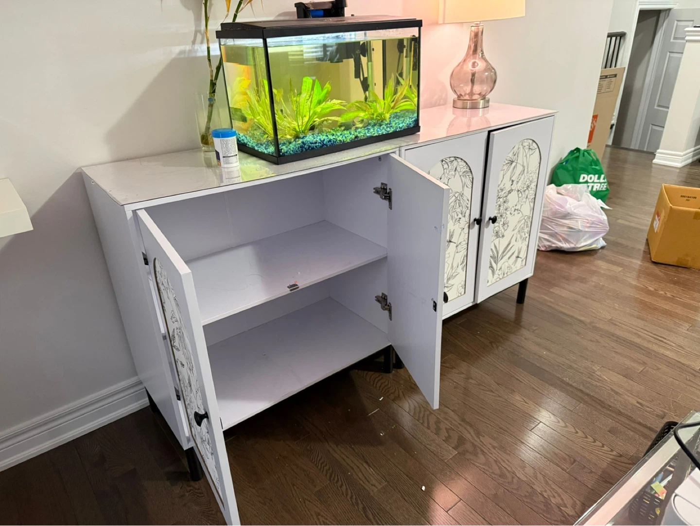 Content sale - cabinets/ shelves - photo 2