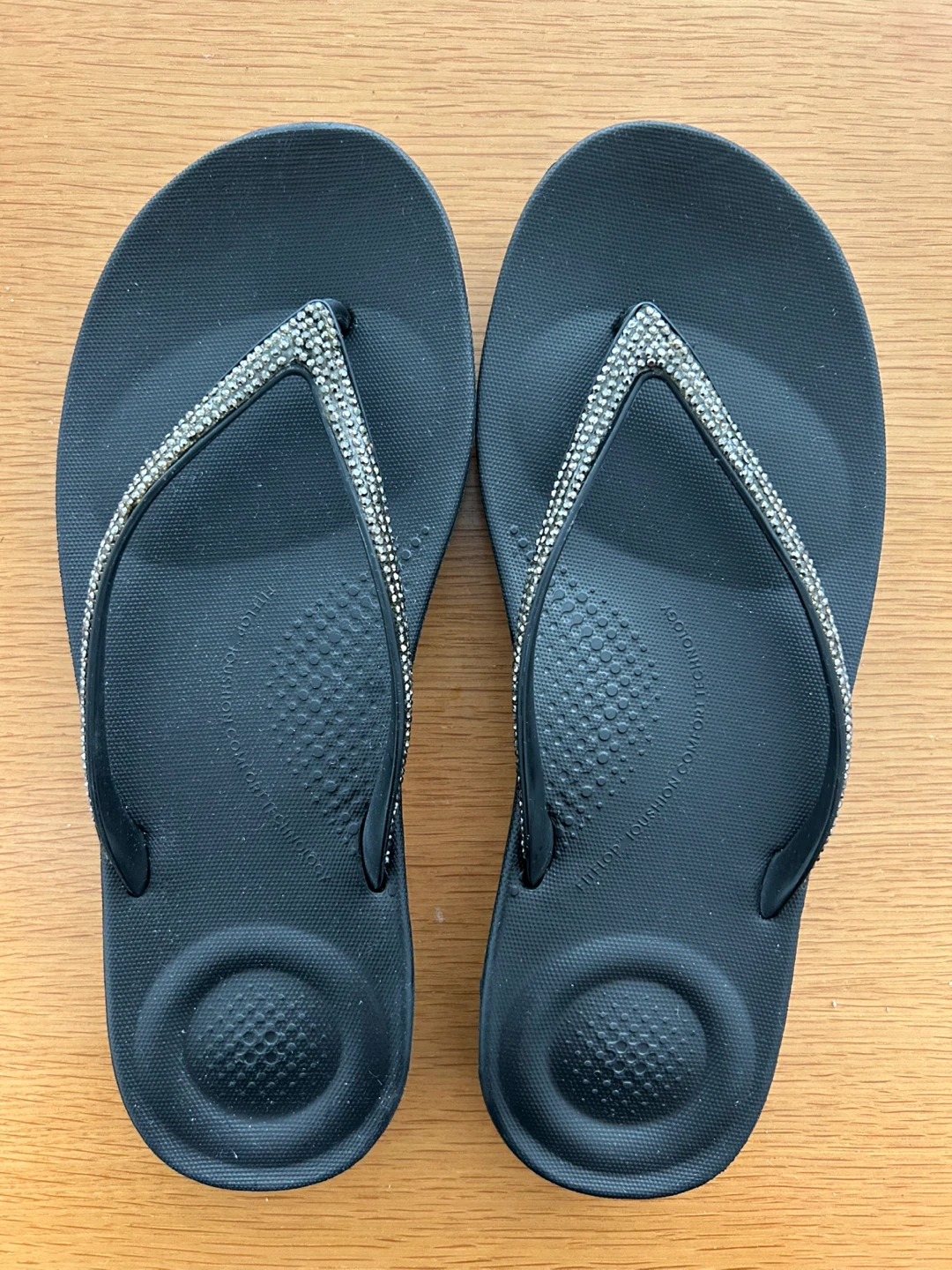 FitFlop Flip Flops Black Sparkle Thong Sandals