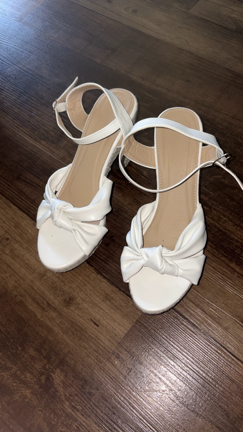 Women’s White Block Heel Sandals with Ankle Strap-Size (9) - photo 2