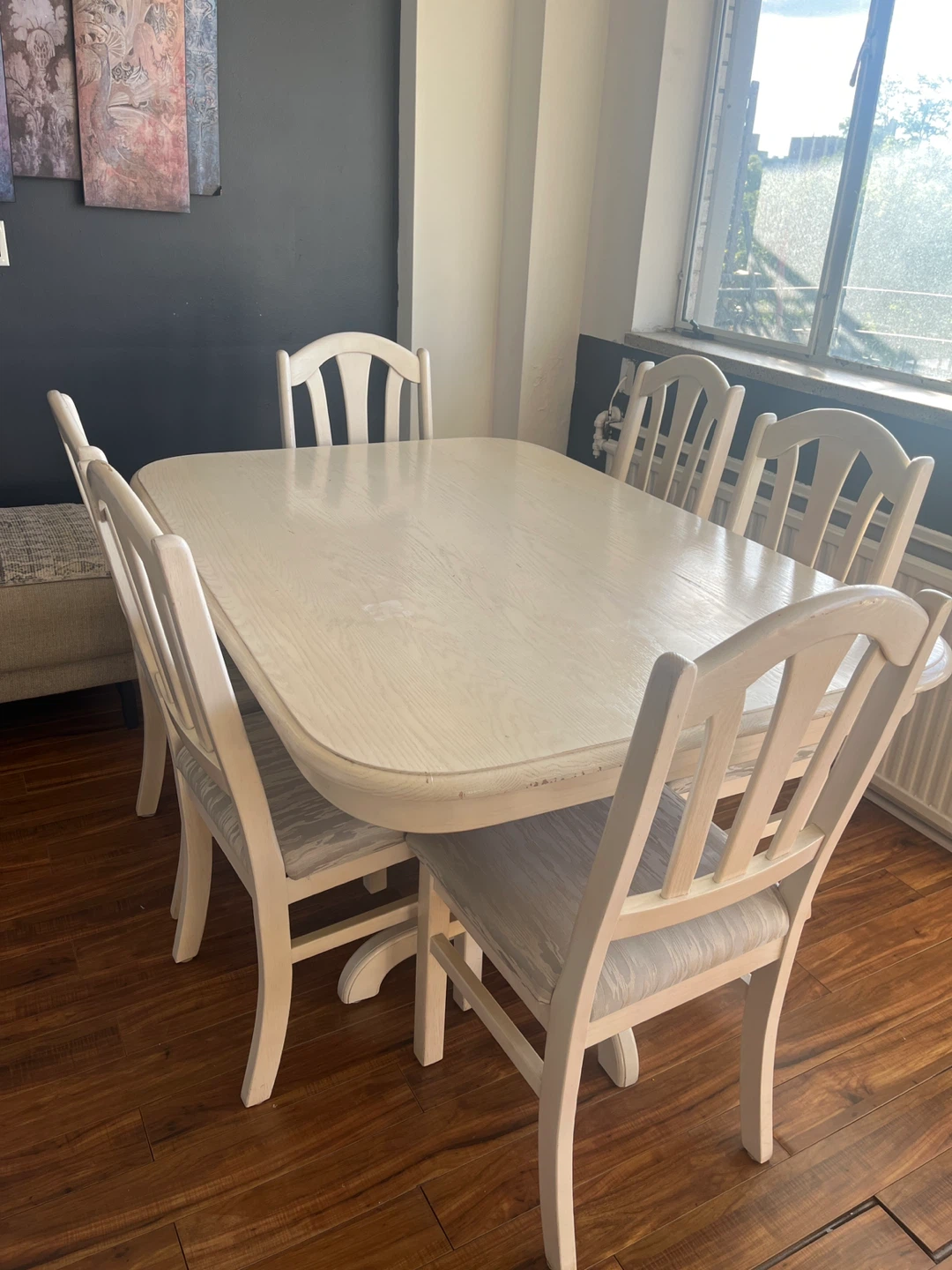 White Dining Table with 6 Chairs