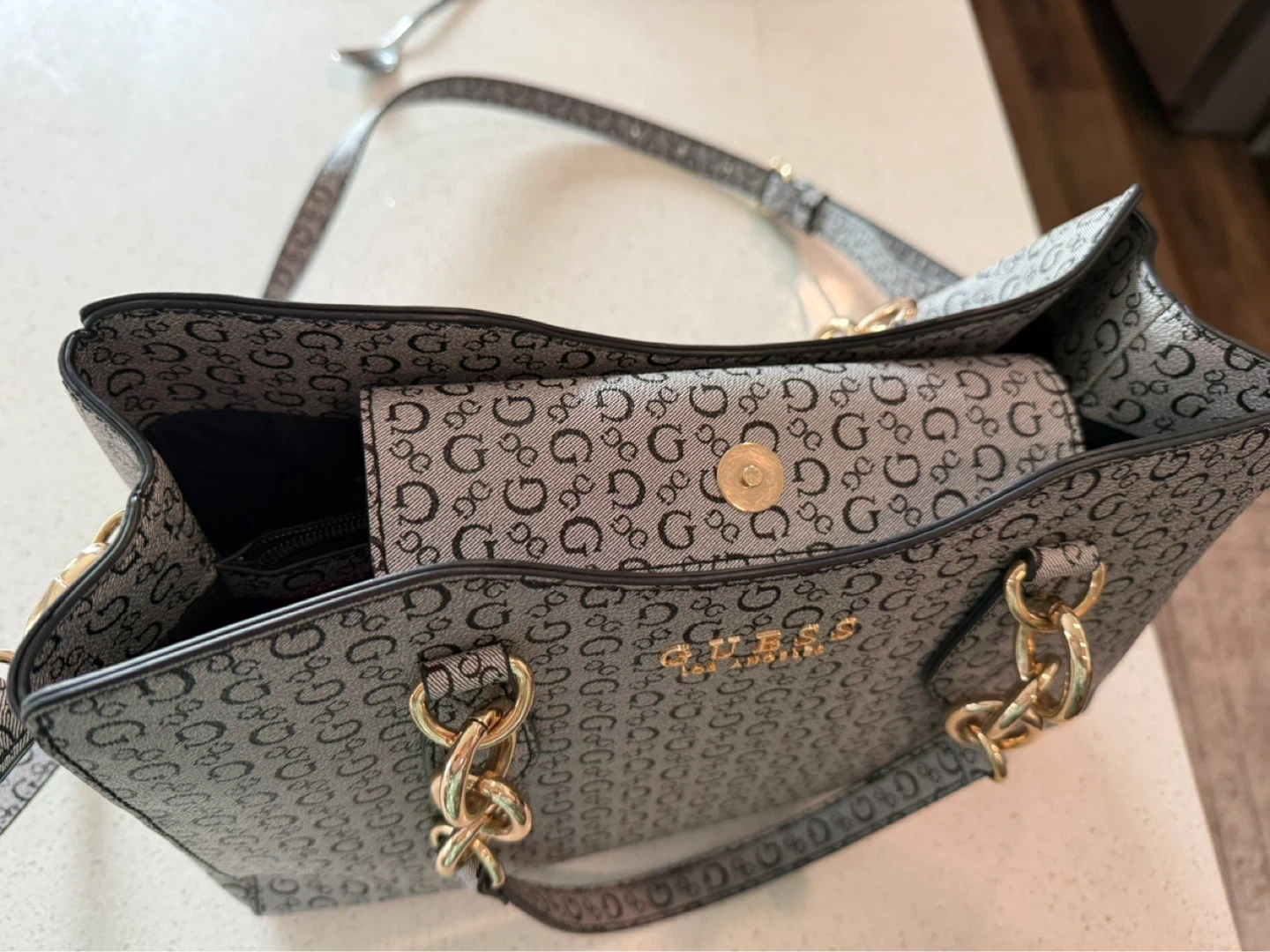 Guess Handbag - photo 3