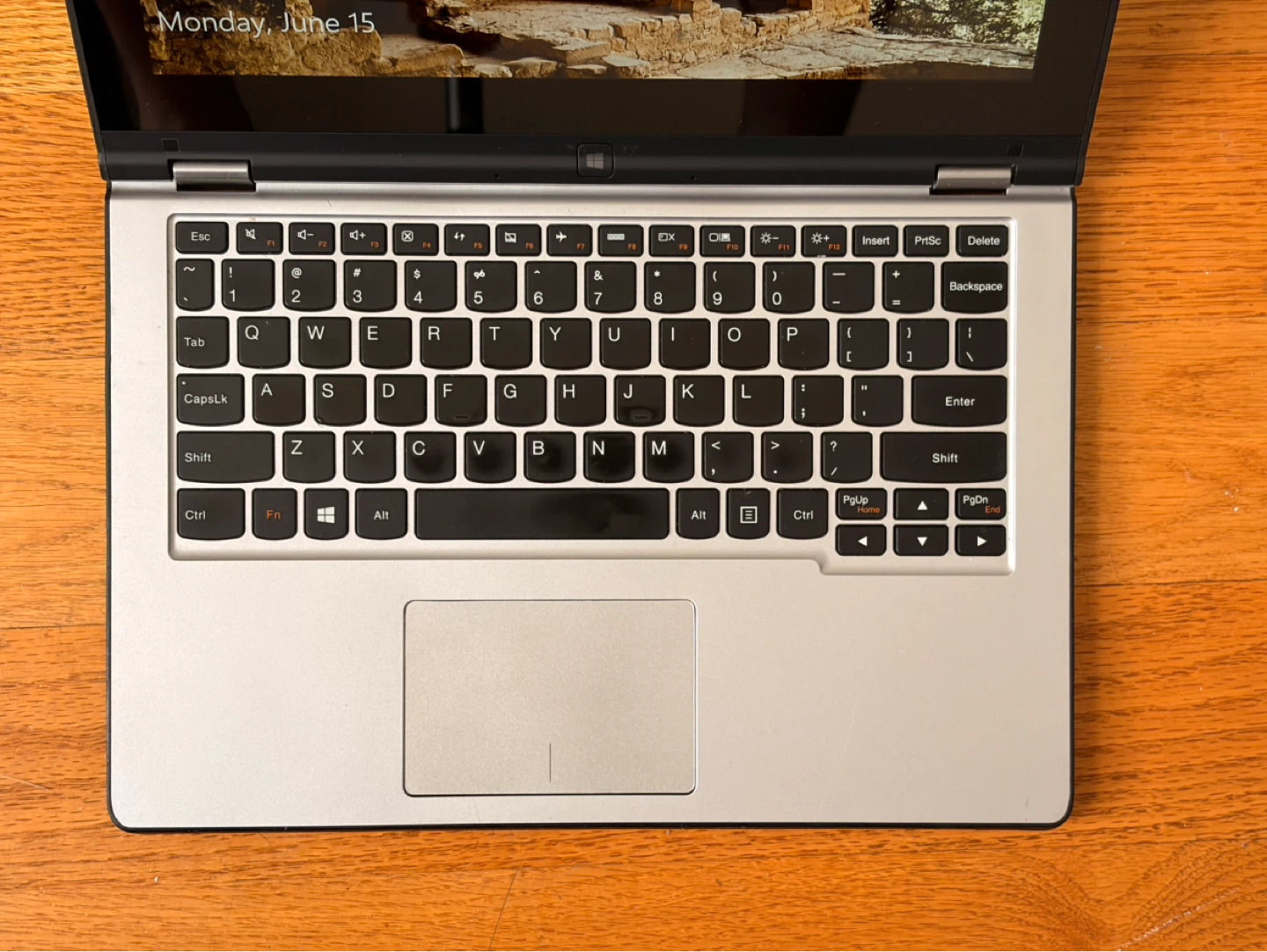 Lenovo Yoga 2 11 Laptop — i5 / SSD / Flip / Touchscreen - photo 2