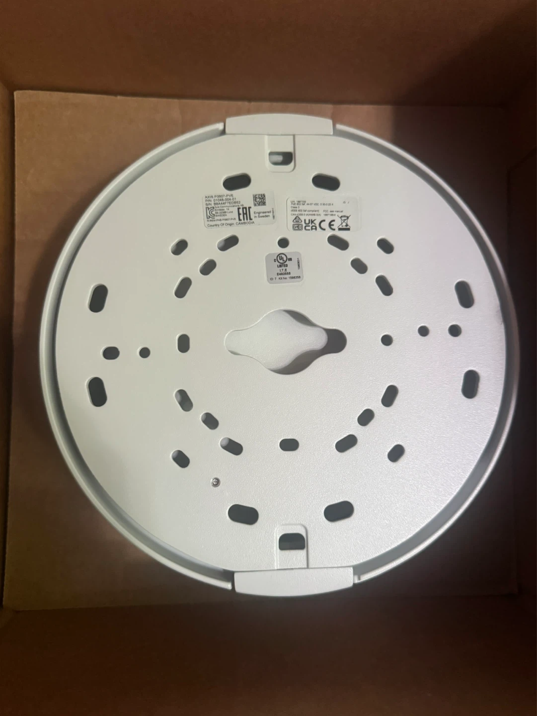 AXIS P3807-PVE Network Camera - photo 2