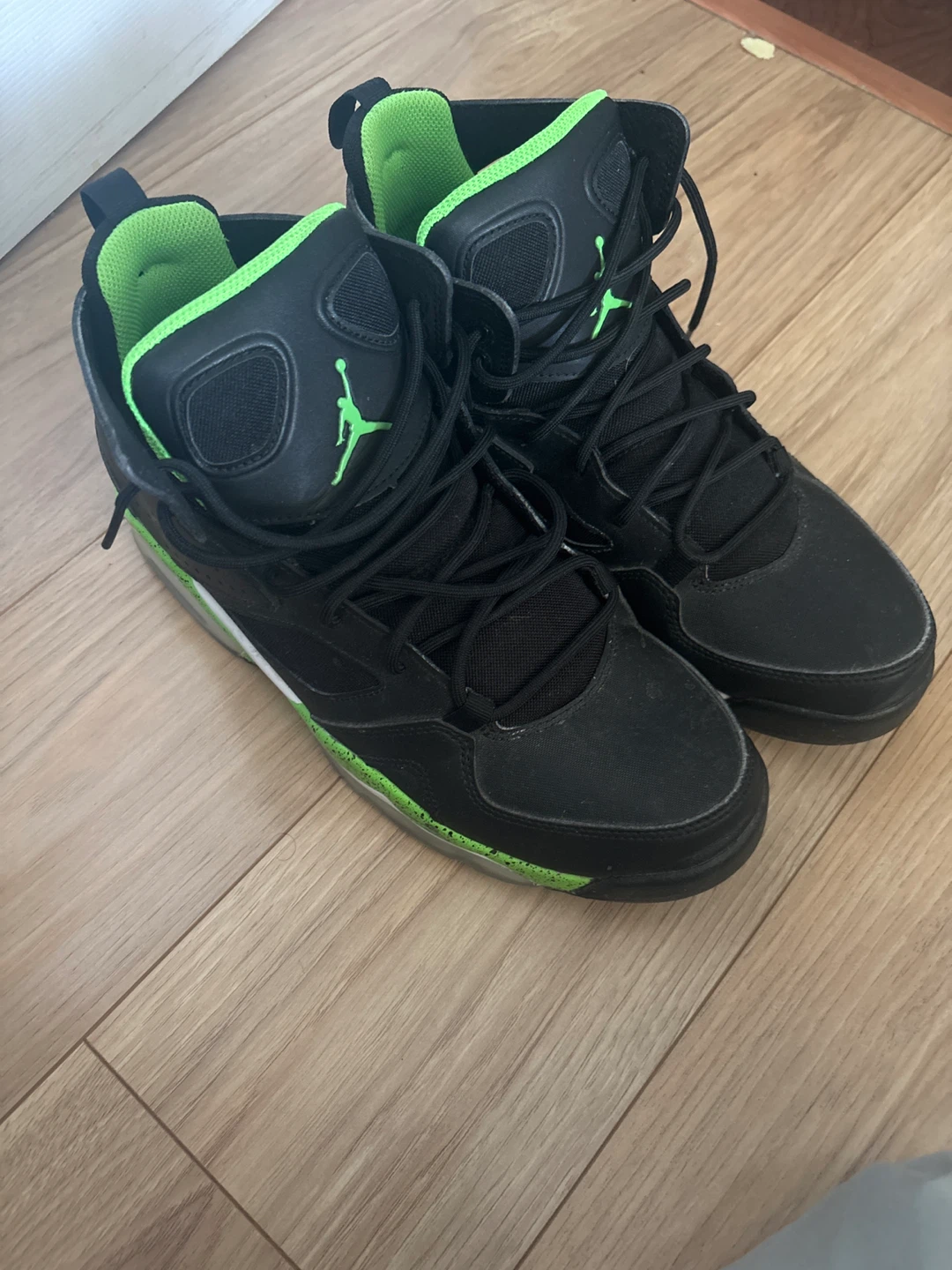 Jordan Sneakers