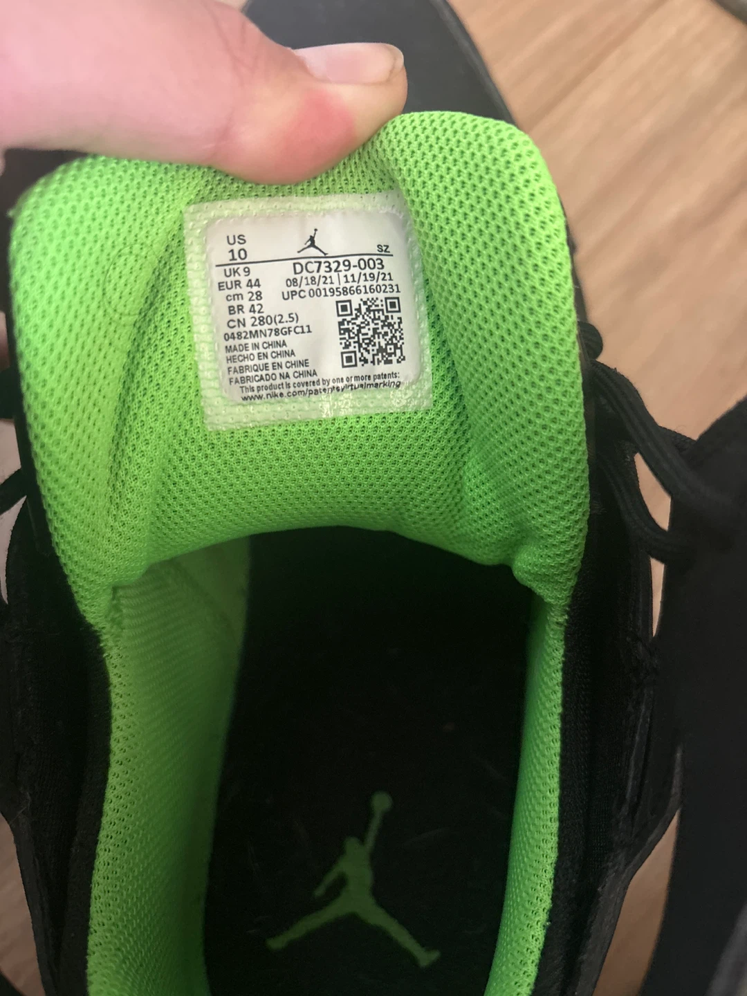 Jordan Sneakers - photo 3