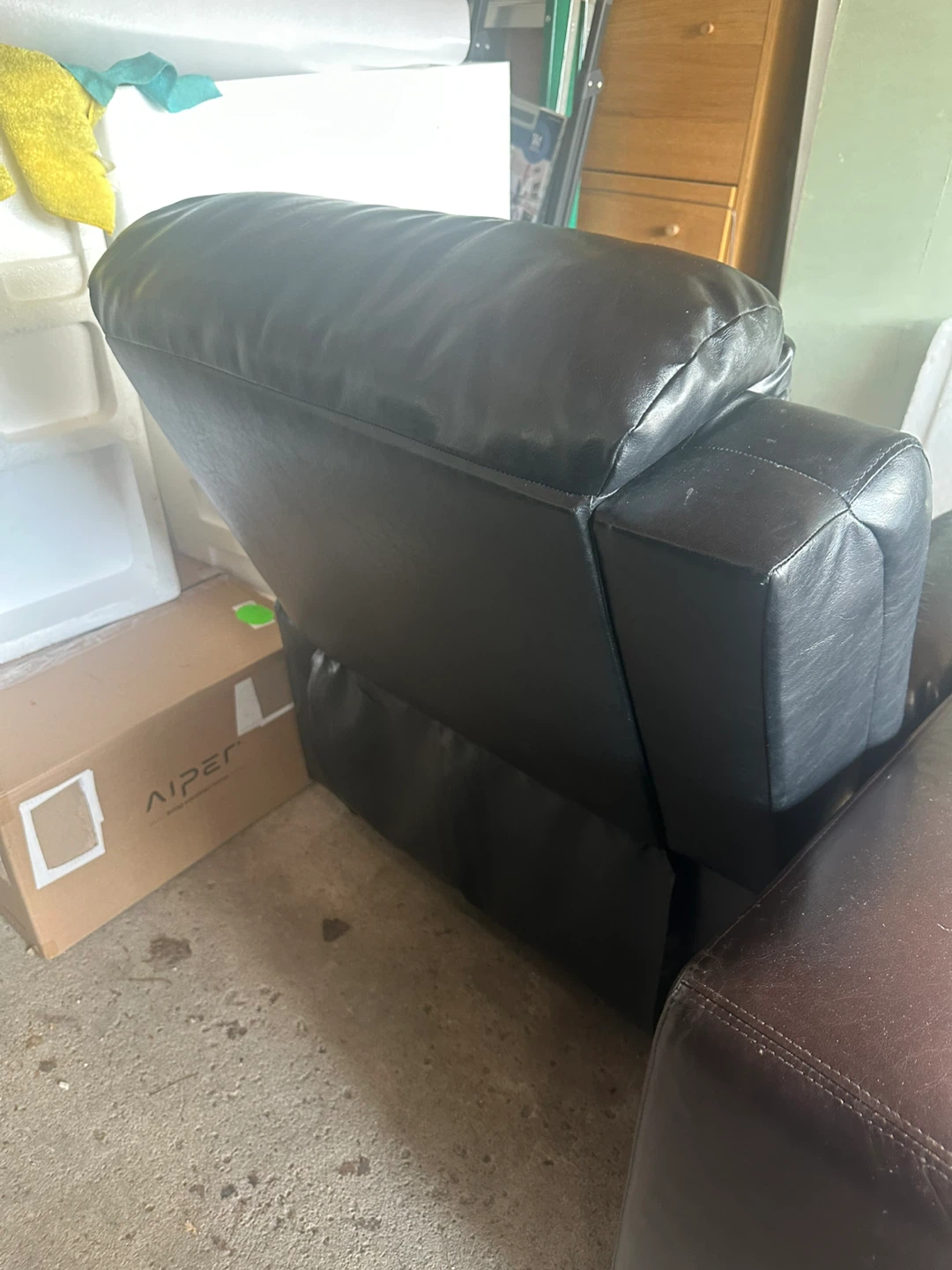 Black Leather Recliner - photo 3