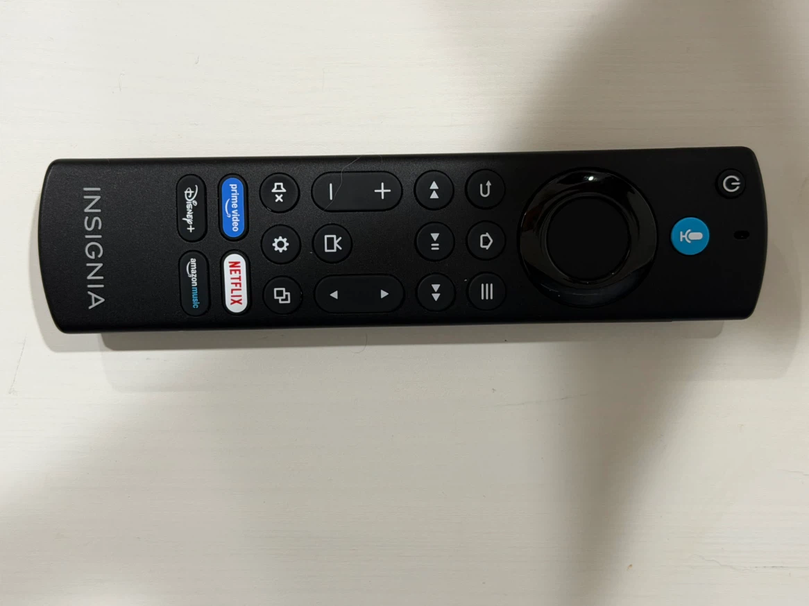 55” Insignia TV - photo 3