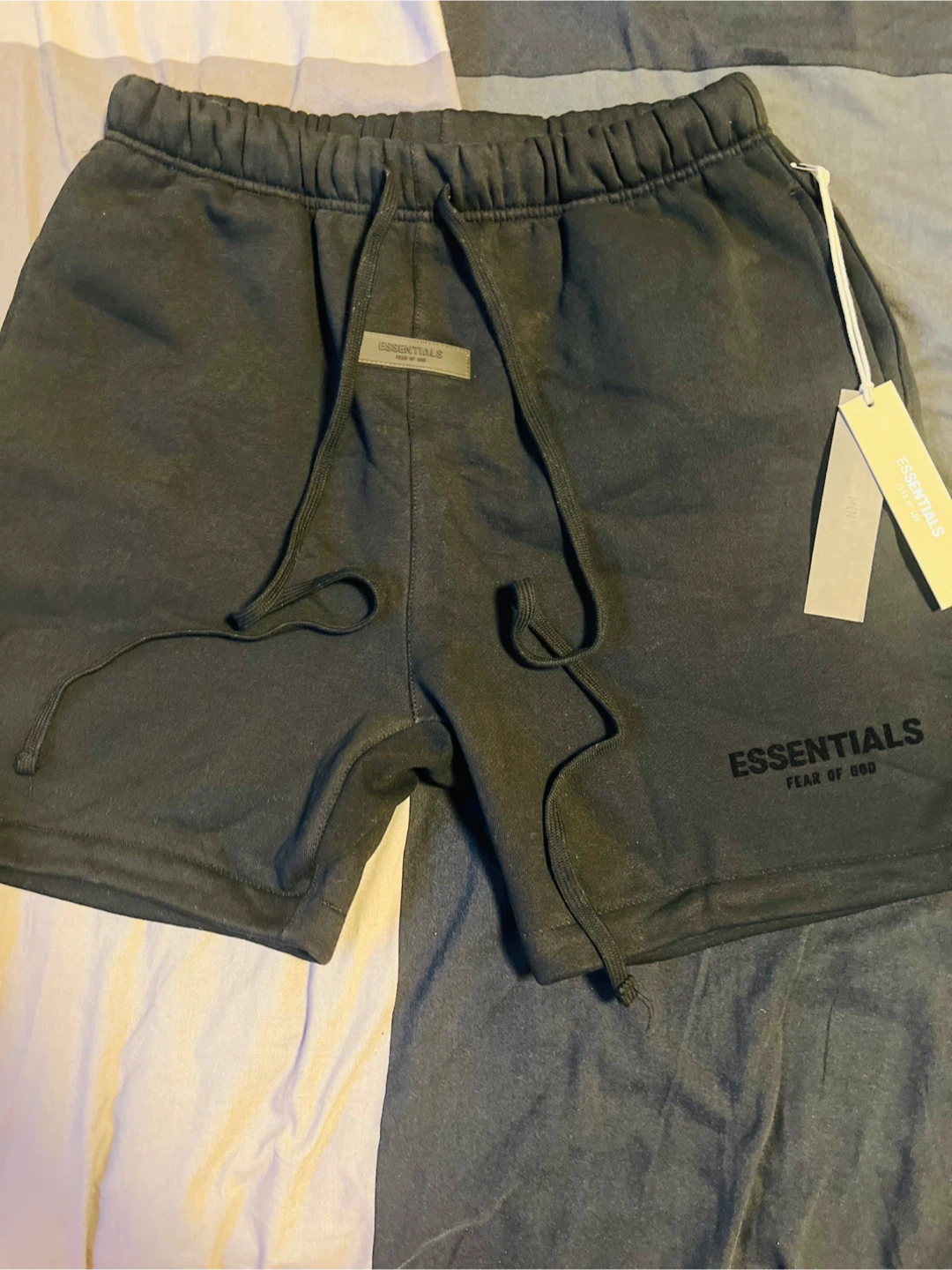 ESSENTIALS shorts black M