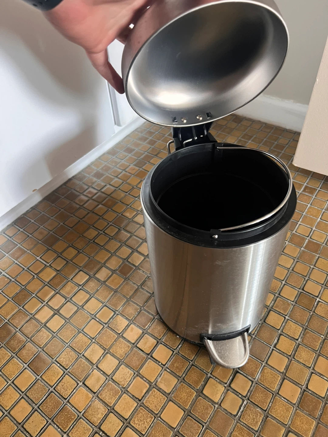 Stainless Steel Step Trash Can - photo 2
