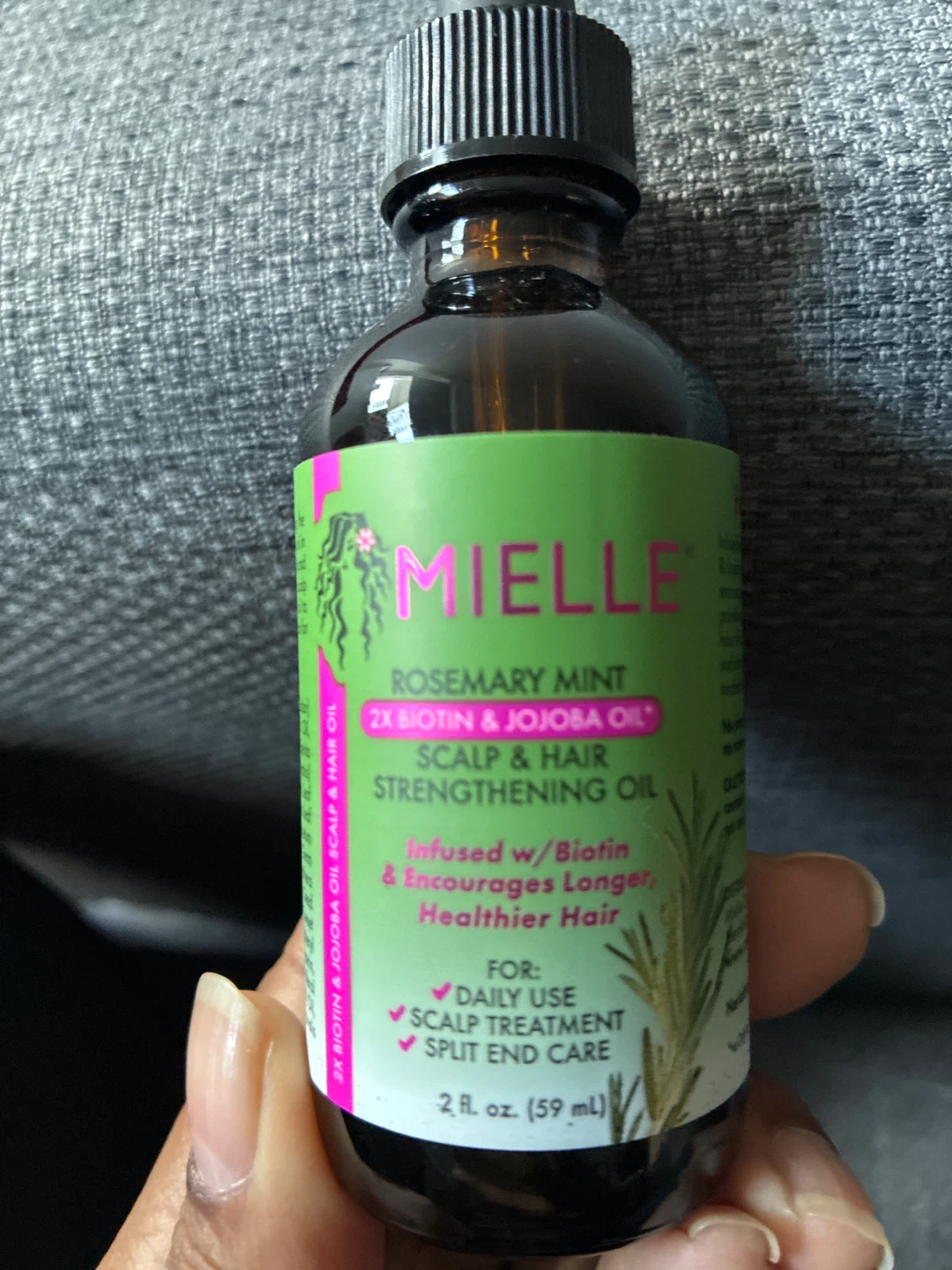 Mielle Rosemary Mint Scalp & Hair Strengthening Oil 2 fl oz