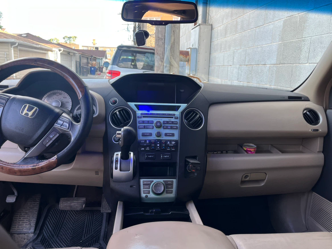 Honda Pilot SUV - photo 4