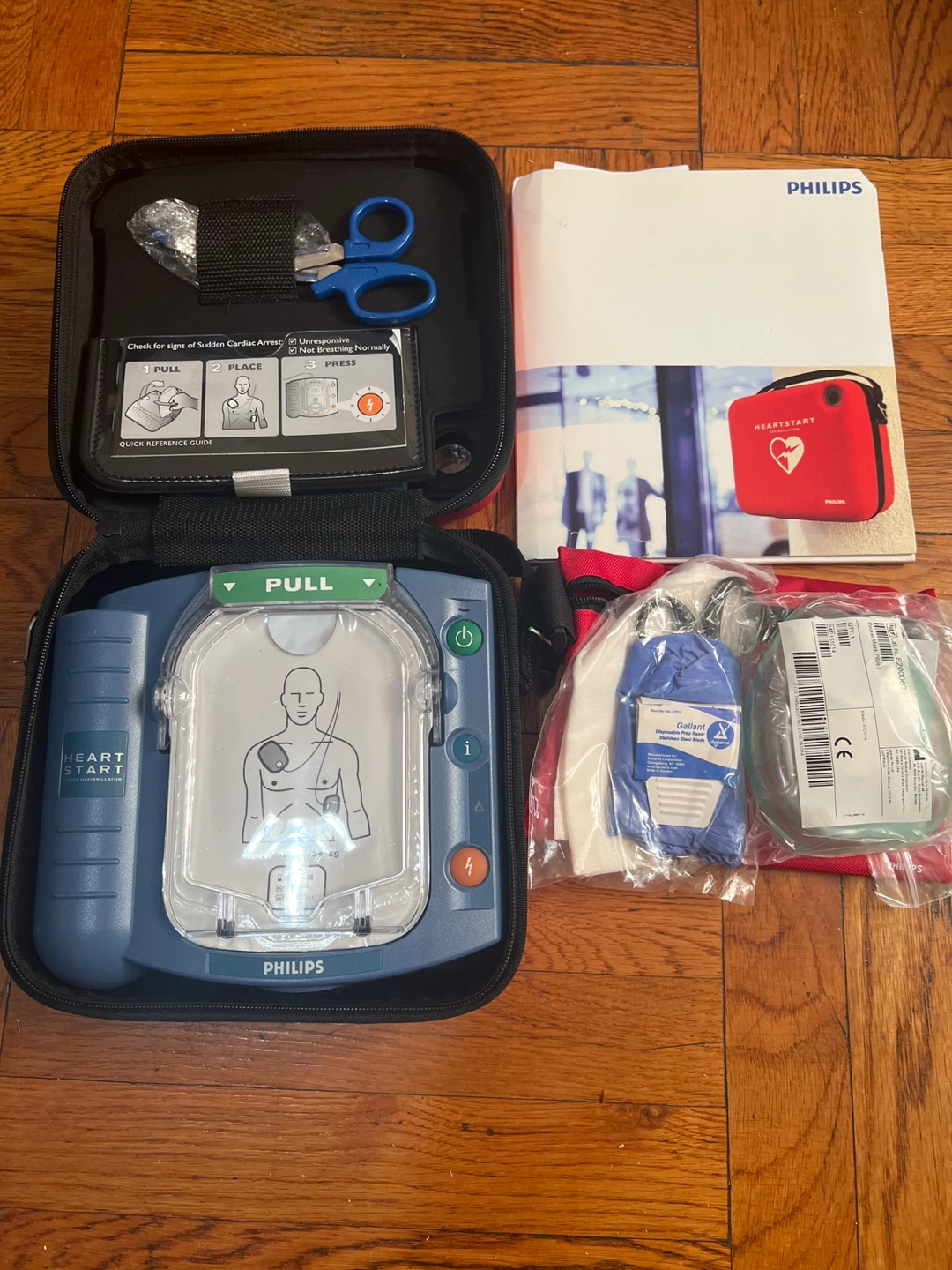 Philips HeartStart OnSite AED Defibrillator Kit