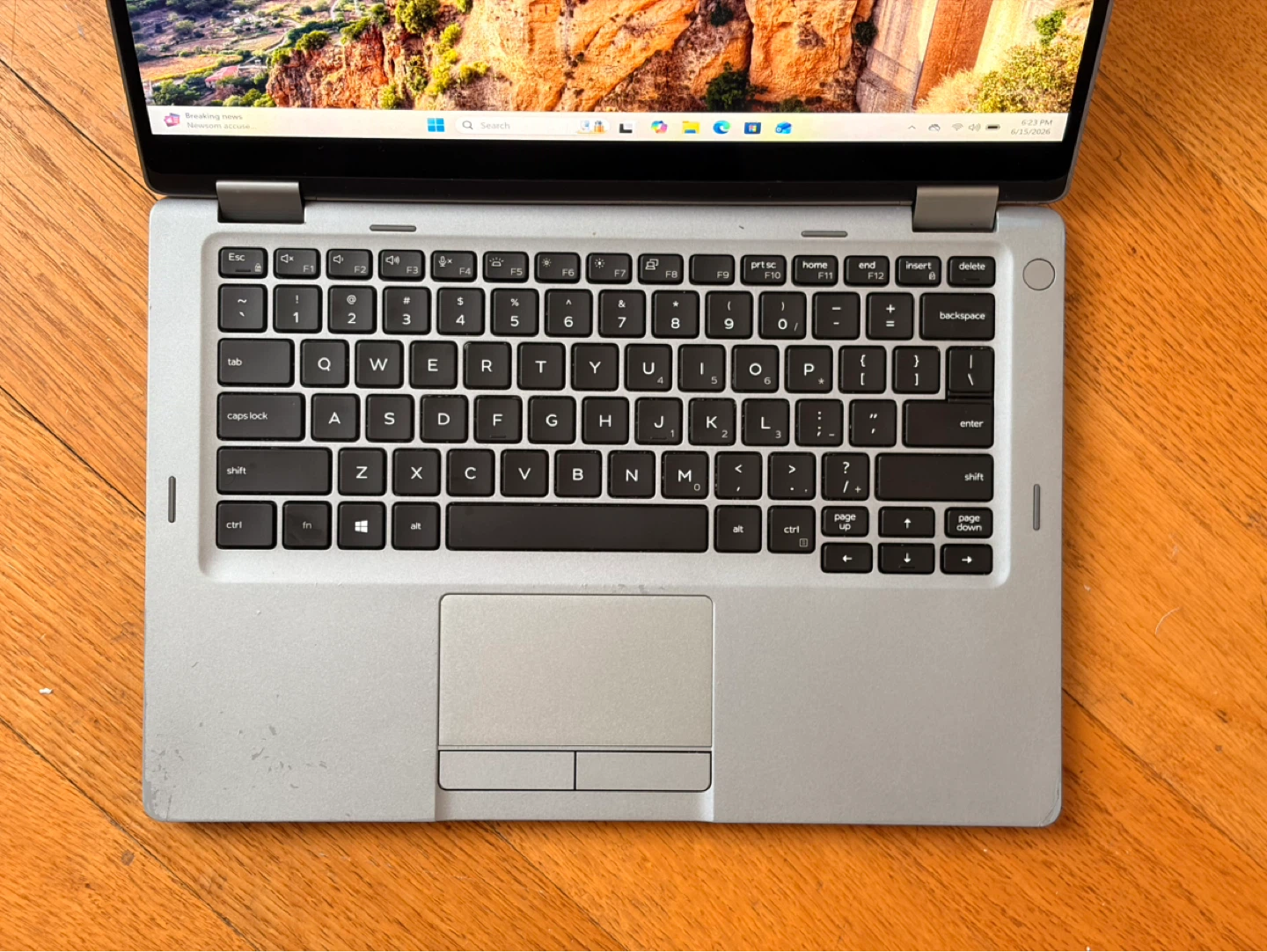 HP latitude 5310 2-in-1 Laptop — i5-10th Gen / 8GB / 256GB - photo 2
