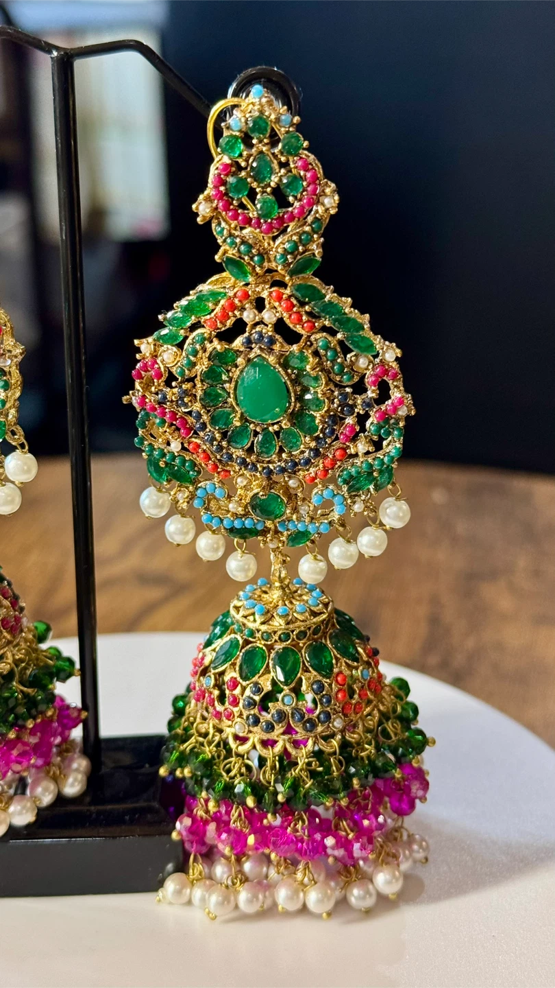 Stunning Gold Jhumka Earrings with Green Stones & Pearls - photo 2
