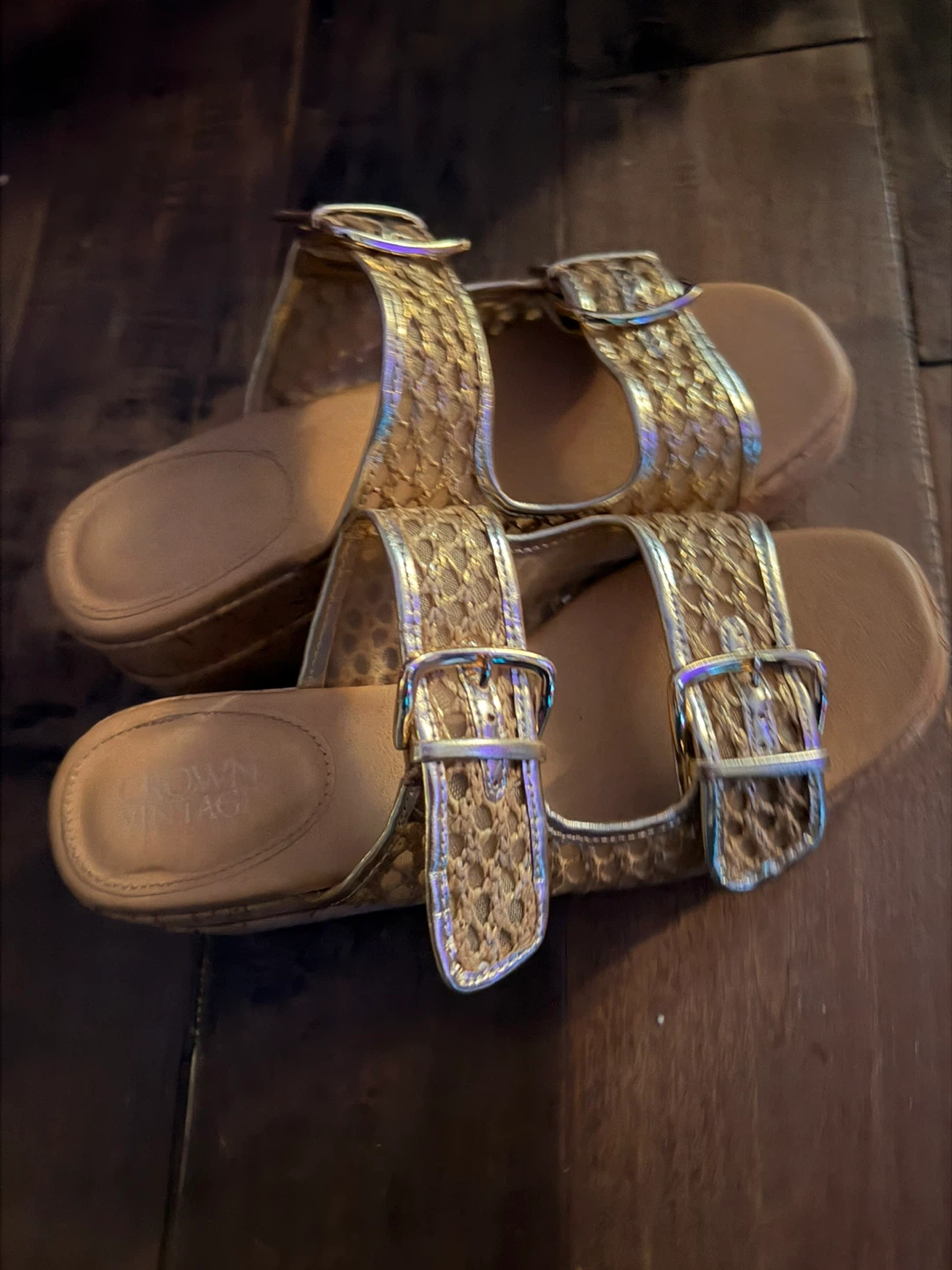 Crown Vintage Gold Woven Slides size 10