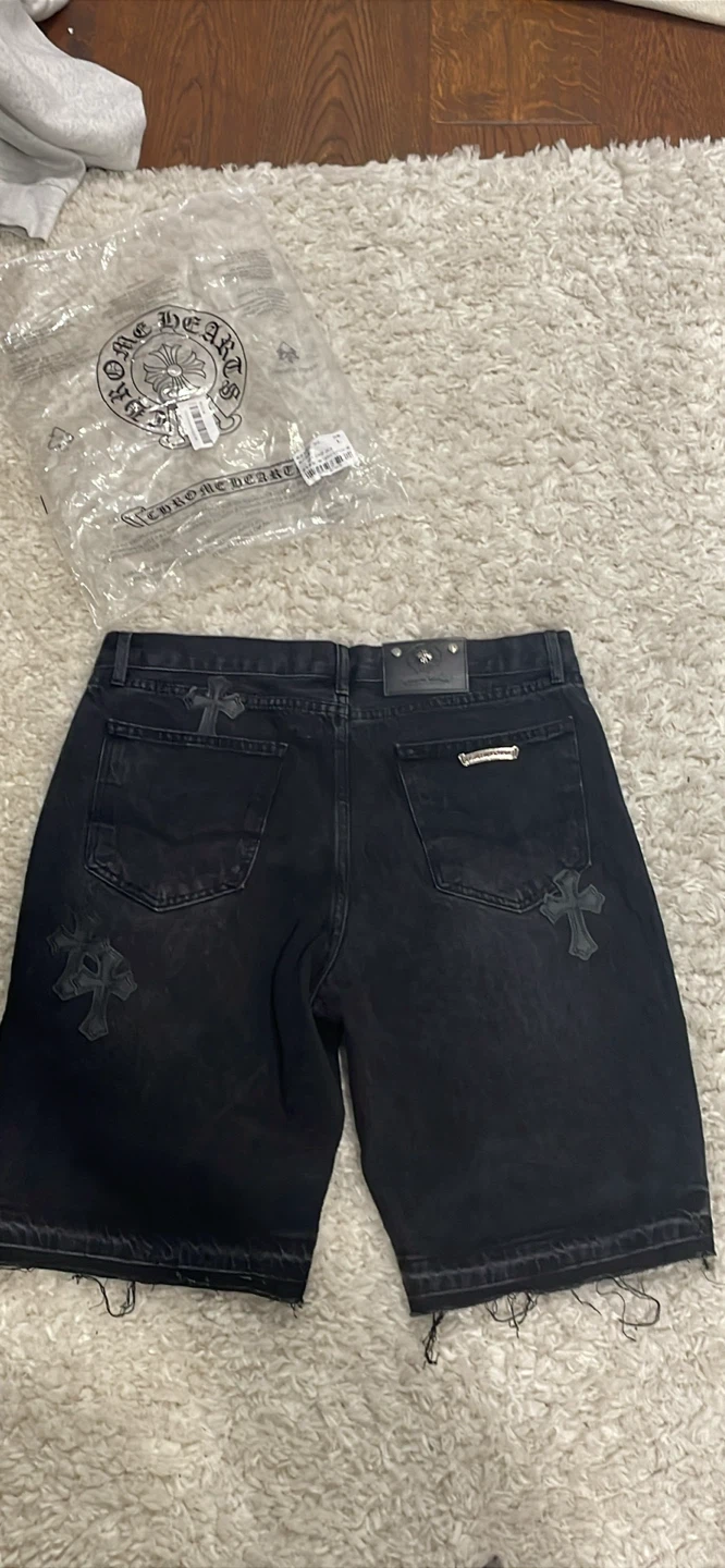 Chrome Hearts Black Denim Shorts Size 34 - photo 3