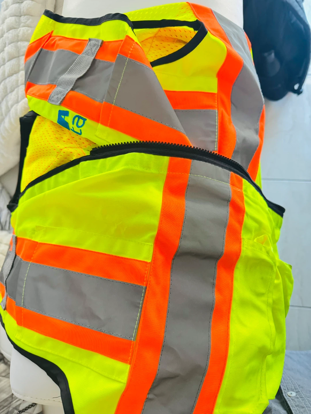 Hi-Vis Safety Jacket and Vest - photo 3