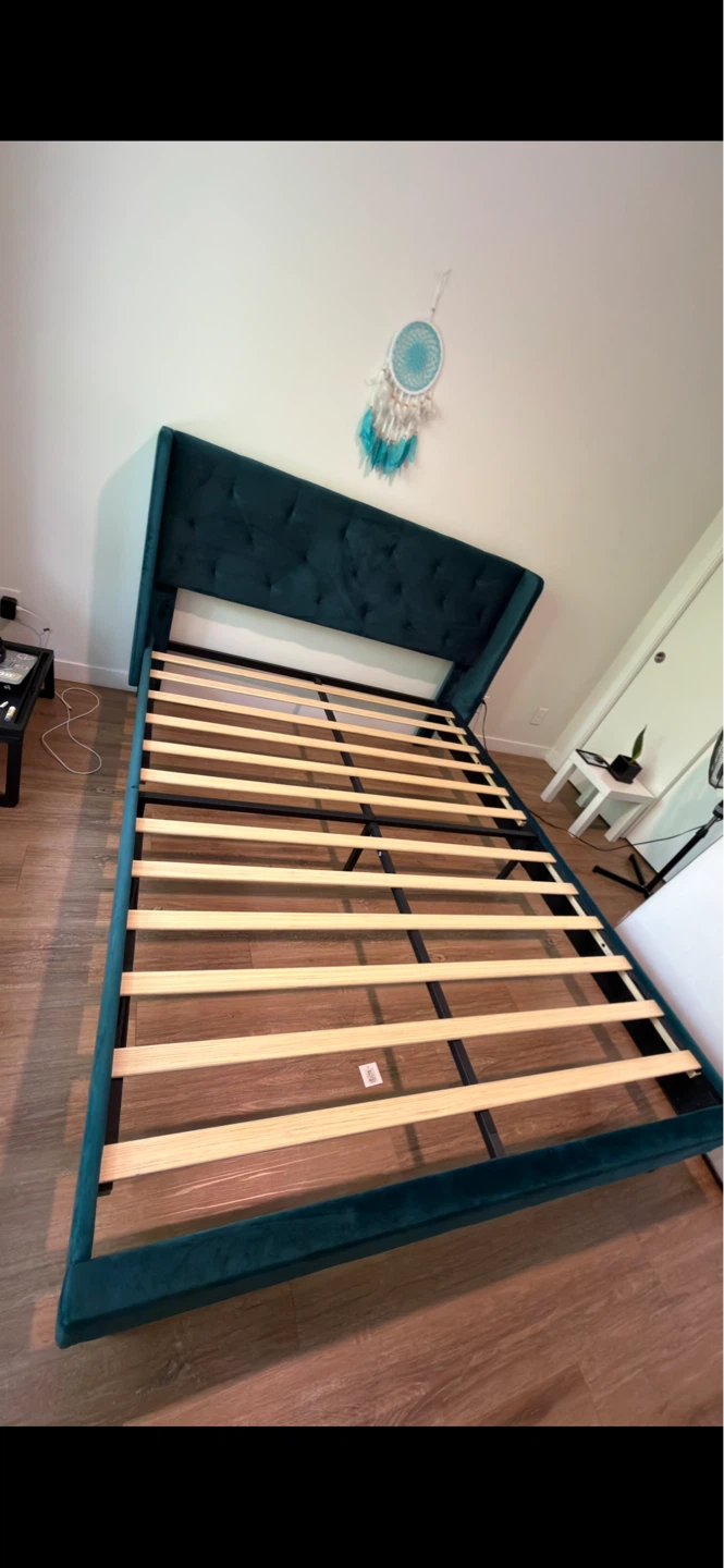 Moving out sale