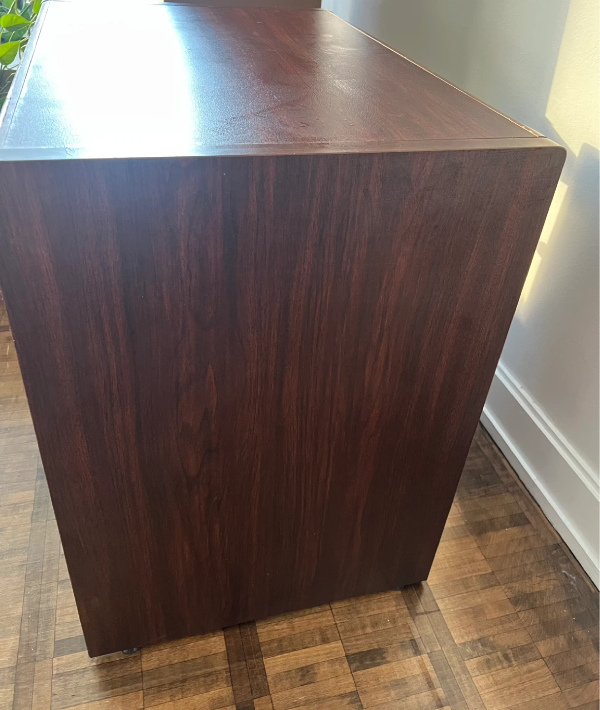 Vintage Mid-Century Modern 2-Drawer Chest - photo 5