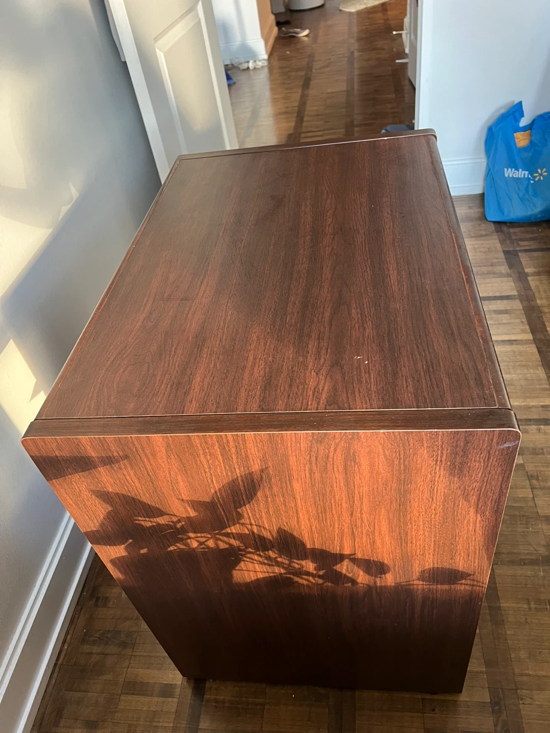 Vintage Mid-Century Modern 2-Drawer Chest - photo 4