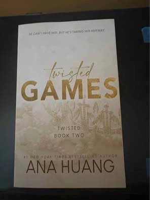 Twisted games by Ana Huang - Read once