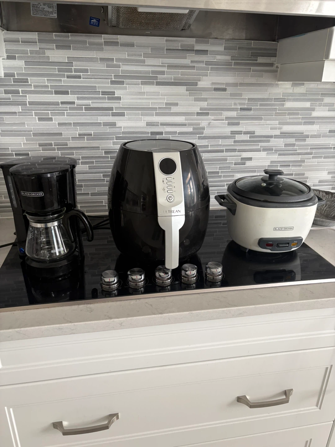Black+Decker Rice Cooker and Coffee Maker, Ultrean Air Fryer